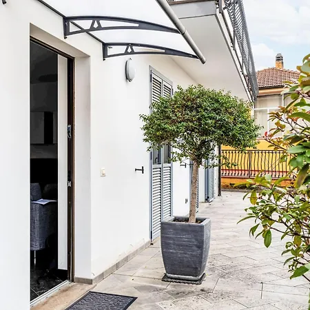 Angela By Interhome *